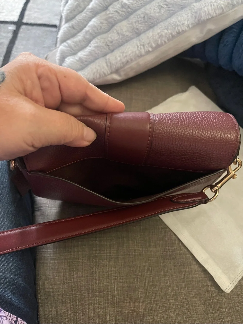 Coach Two-Tone Burgundy & Pink Leather Georgie Saddle Crossbody - Picture 3 of 13